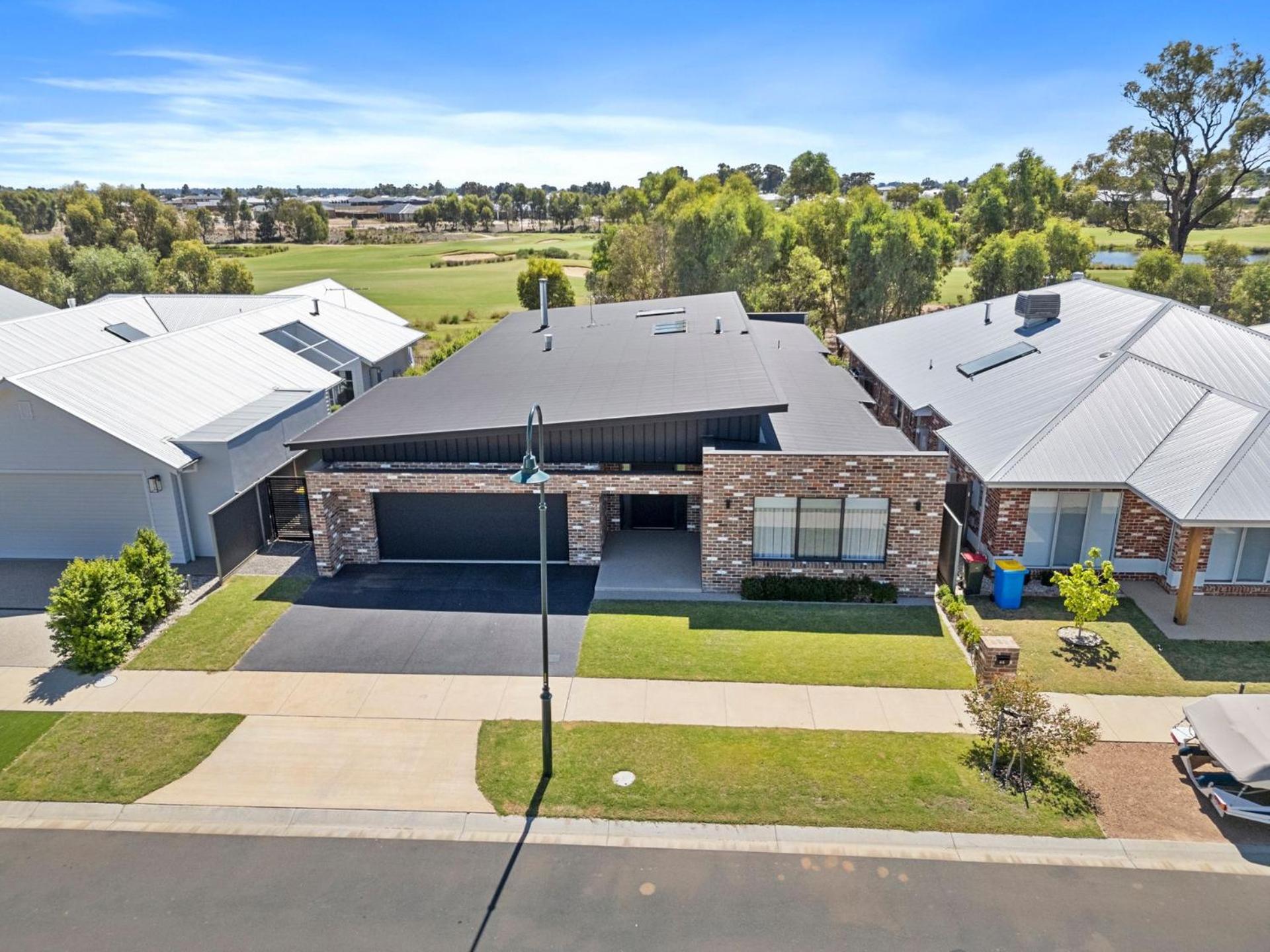 45 On Fairway Villa Yarrawonga Exterior photo